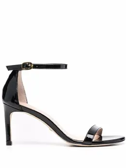 Stuart Weitzman: Блестящие сандалии 