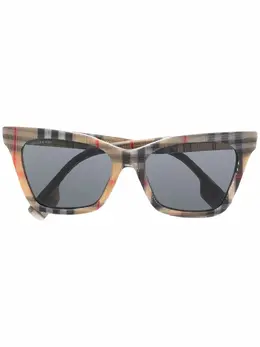Burberry Eyewear: Очки 