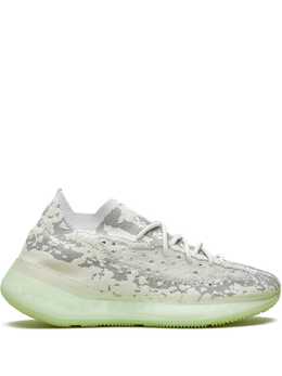 adidas YEEZY: Белые кроссовки 