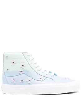 Vans: Светлые кроссовки  Sk8
