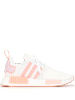Adidas: Белые кроссовки  NMD_R1
