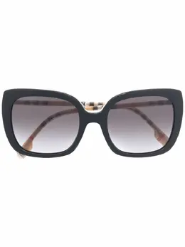 Burberry Eyewear: Очки 