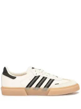 adidas: Белые кроссовки  X