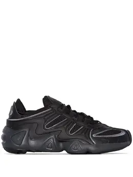 adidas: Чёрные кроссовки  FYW S-97