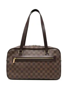 Louis Vuitton: Коричневая сумка 