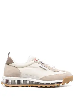 Thom Browne: Бежевые кроссовки  Tech Runner