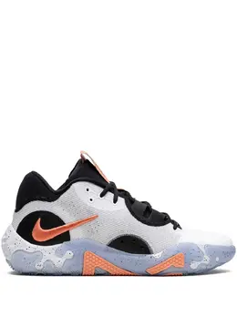 Nike: Белые кроссовки 