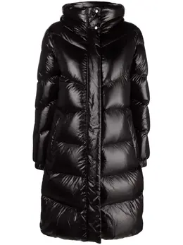 Woolrich: Чёрный плащ 