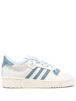 adidas: Белые кроссовки  Rivalry Low