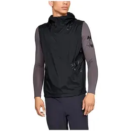 Under Armour: Чёрный жилет 