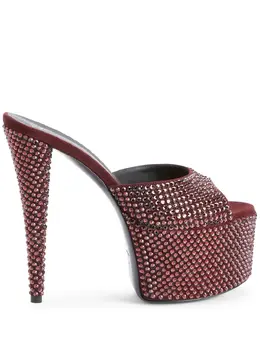 Giuseppe Zanotti: Красные сандалии 