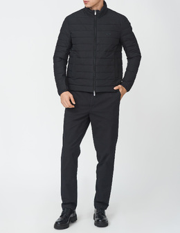 EMPORIO ARMANI: Чёрный пуховик 