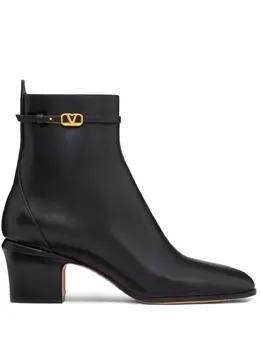 Valentino Garavani: Чёрные ботинки 