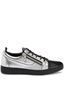 Giuseppe Zanotti: Серебристые кроссовки  Frankie