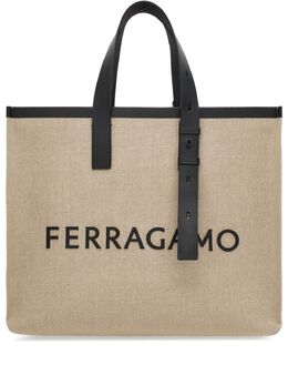 Ferragamo: Бежевая сумка-шоппер 