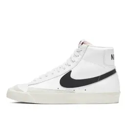 NIKE: Белые кроссовки  Blazer Mid 77 Vintage