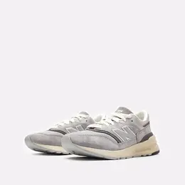 New Balance: Серые кроссовки  997