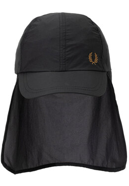 FRED PERRY: Чёрная кепка 