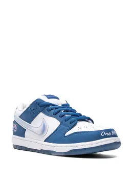 Nike: Белые кроссовки  SB Dunk Low