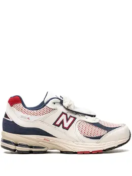 New Balance: Белые кроссовки  2002R