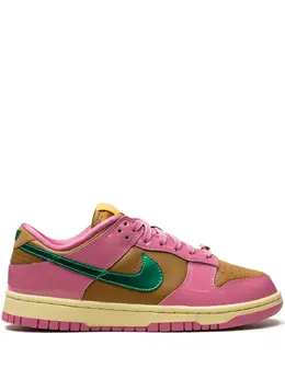 Nike: Розовые кроссовки  Dunk Low