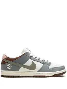 Nike: Белые кроссовки  SB Dunk Low