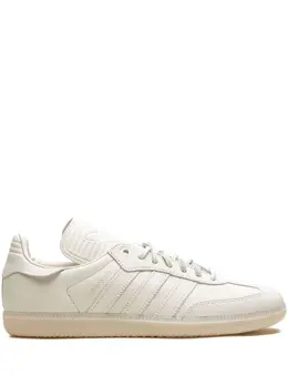 adidas: Белые кроссовки  Pharrell Williams