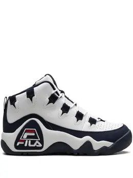 Fila: Белые кроссовки 