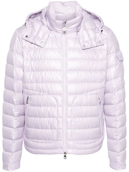 Moncler: Светлая куртка 