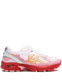 ASICS: Белые кроссовки 