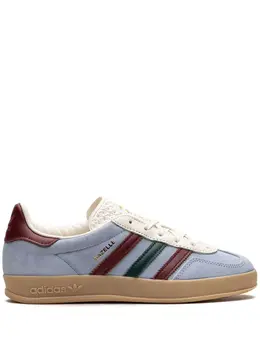 adidas: Светлые кроссовки  Gazelle Indoor