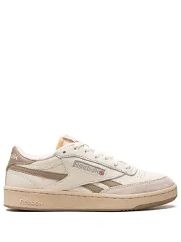 Reebok: Бежевые кроссовки  Club C Revenge