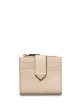 Prada: Светлый кошелёк 