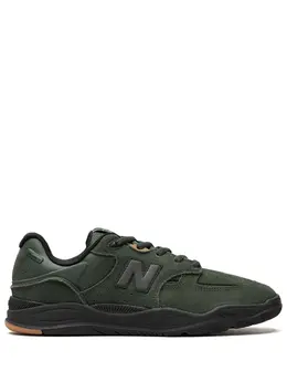 New Balance: Тёмные кроссовки  1010