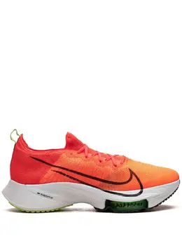 Nike: Оранжевые кроссовки  Air Zoom
