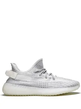 Adidas Yeezy: Светоотражающие кроссовки 