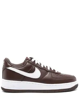 Nike: Коричневые кроссовки  Air Force 1 Low Retro