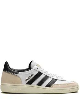adidas: Белые кроссовки  Handball Spezial