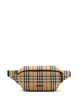 Burberry: Бежевая поясная сумка  Sonny