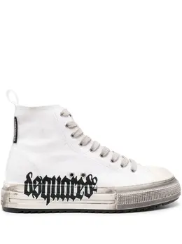 Dsquared2: Белые кроссовки 