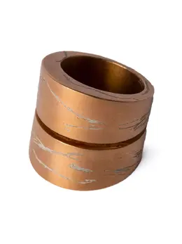 Parts of Four: Кольцо  Crevice