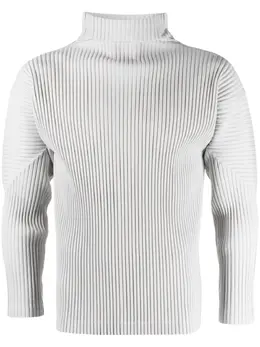 Homme Plissé Issey Miyake: Светлая футболка 