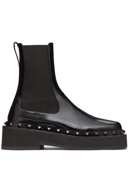 Valentino Garavani: Чёрные ботинки 