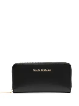 Chiara Ferragni: Чёрный кошелёк 
