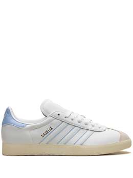 adidas: Белые кроссовки  Gazelle