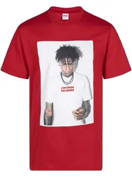 Supreme: Красная футболка 