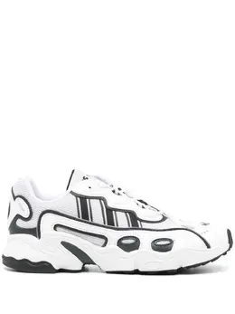 adidas: Белые кроссовки  Ozweego