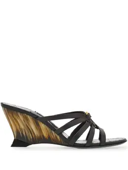 Ferragamo: Чёрные сандалии  Gancini