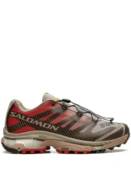 Salomon: Красные кроссовки 