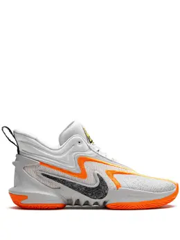 Nike: Белые кроссовки  Cosmic Unity